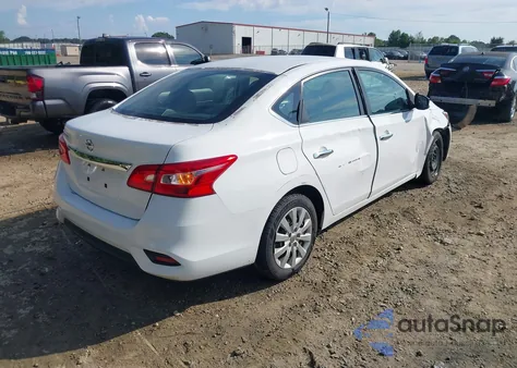 2018 Nissan Sentra S z USA, uszkodzony, nr VIN 3N1AB7AP3JY292188